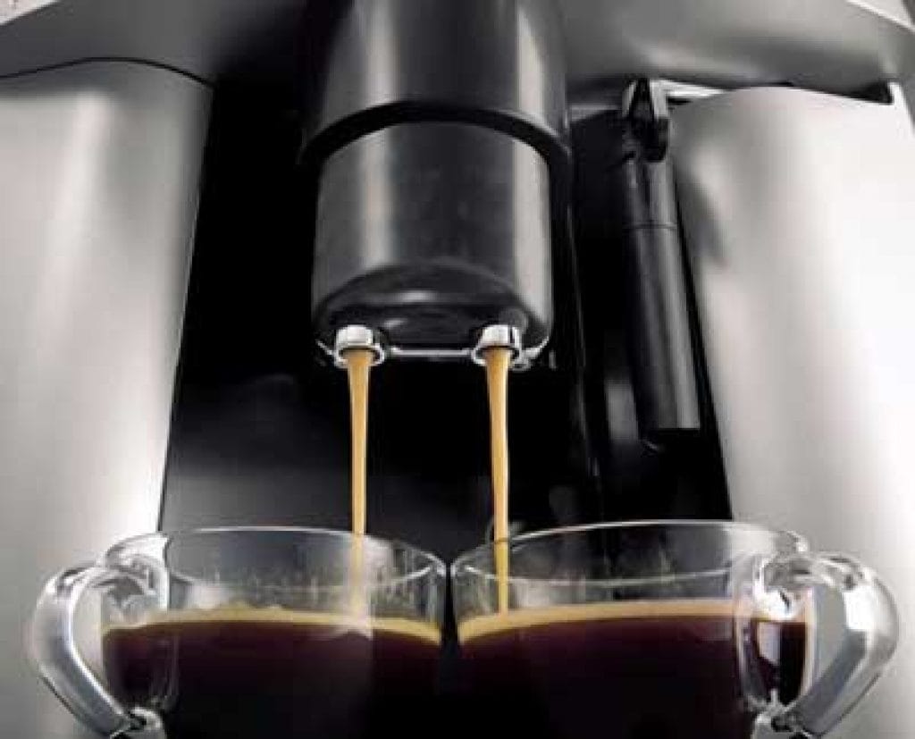 Delonghi ESAM3300 Magnifica Super Automatic Espresso Coffee Machine Review Sample Coffee - Coffee Dino