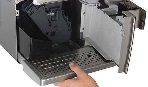 An image of the drip tray of Gaggia Titanium Espresso Machine 90500