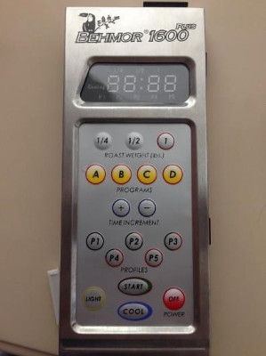 An image of the control buttons of Behmor 1600 Plus